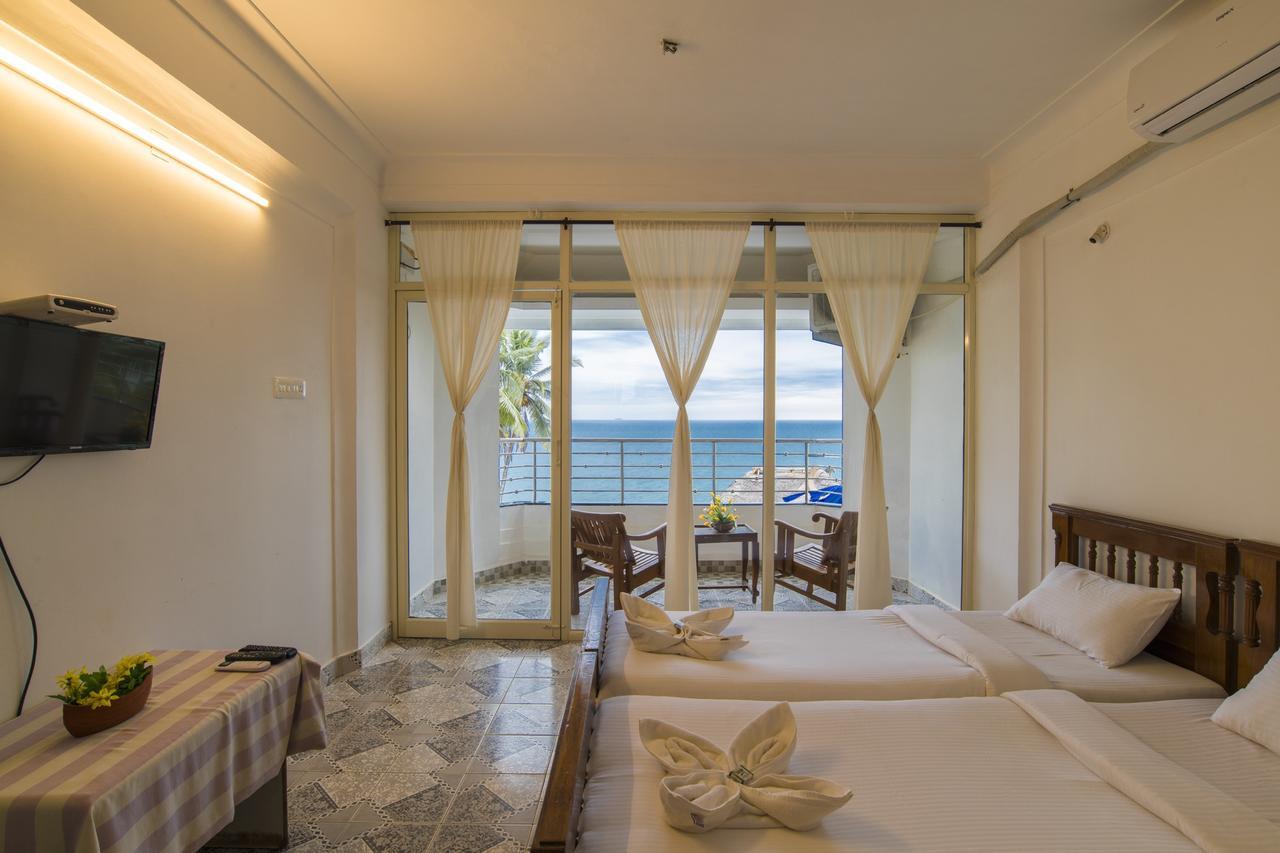 كوفالام Surya Beach Resort المظهر الخارجي الصورة