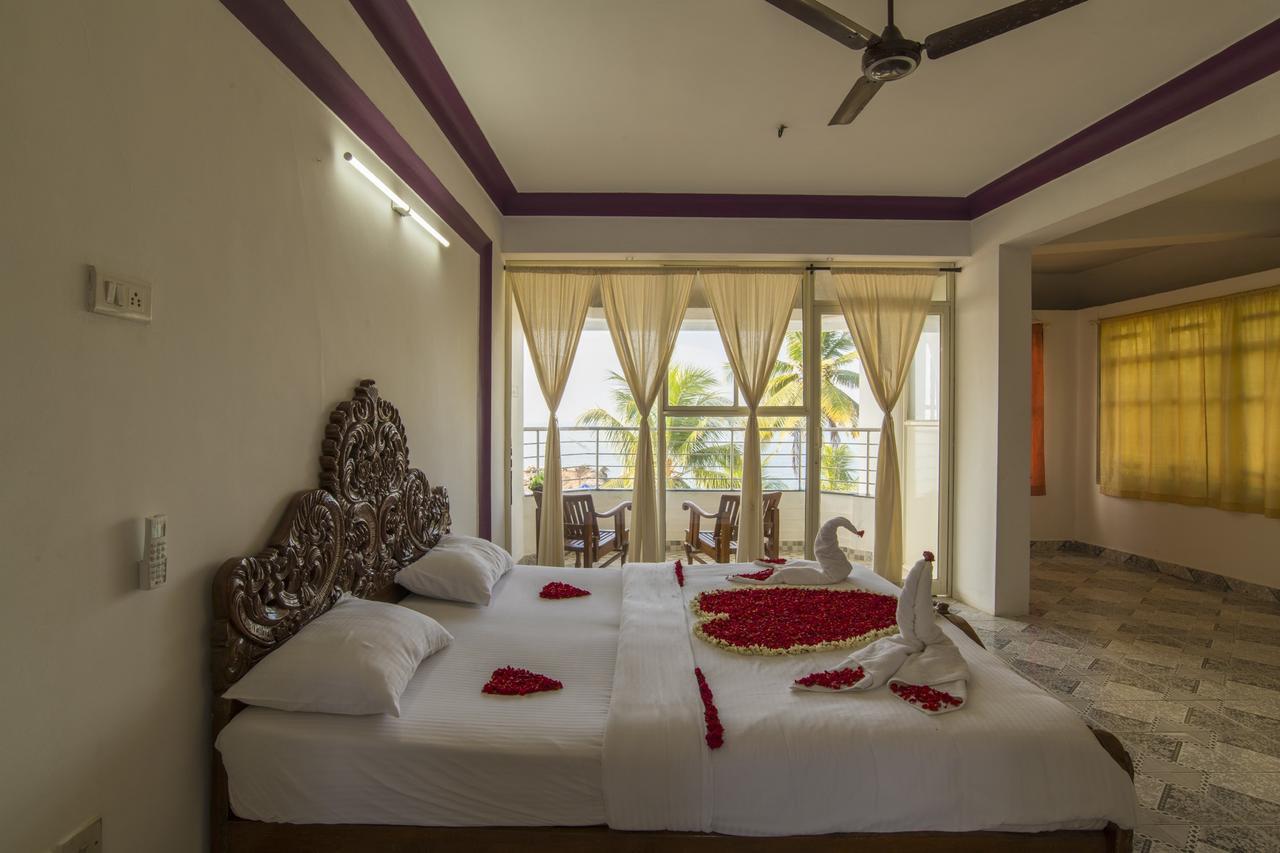كوفالام Surya Beach Resort المظهر الخارجي الصورة
