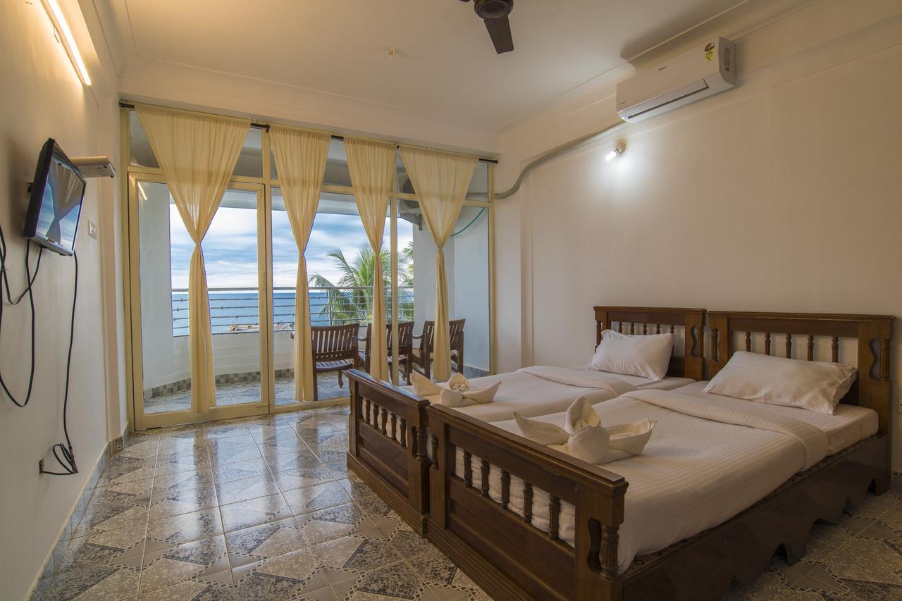 كوفالام Surya Beach Resort المظهر الخارجي الصورة