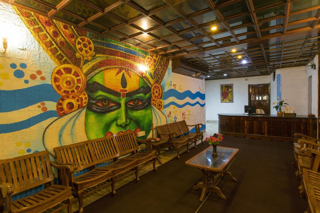 كوفالام Surya Beach Resort المظهر الخارجي الصورة